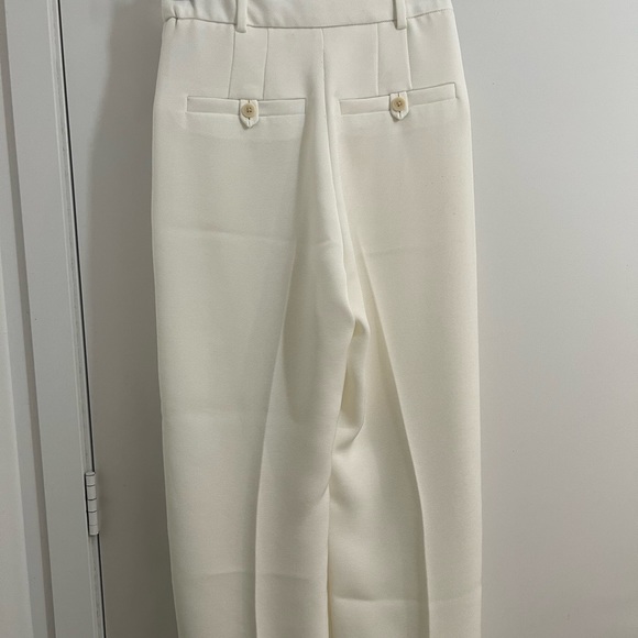 Aritzia white pants - Picture 3 of 3